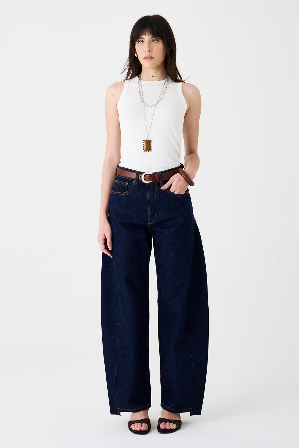 CALÇA ALINE FEMININA BARREL RECORTES JEANS ESCURO