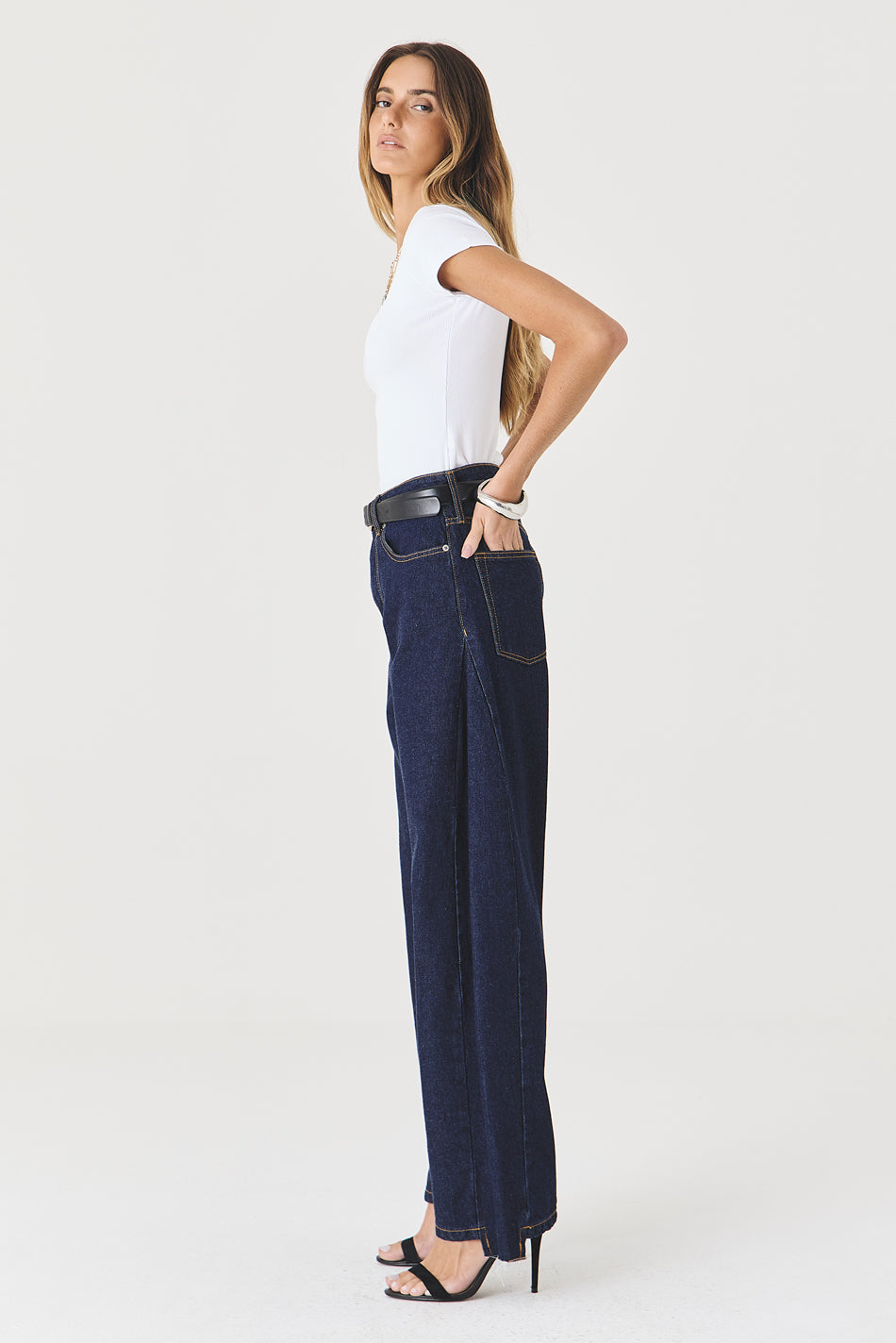 CALÇA ALINE FEMININA BARREL RECORTES JEANS ESCURO