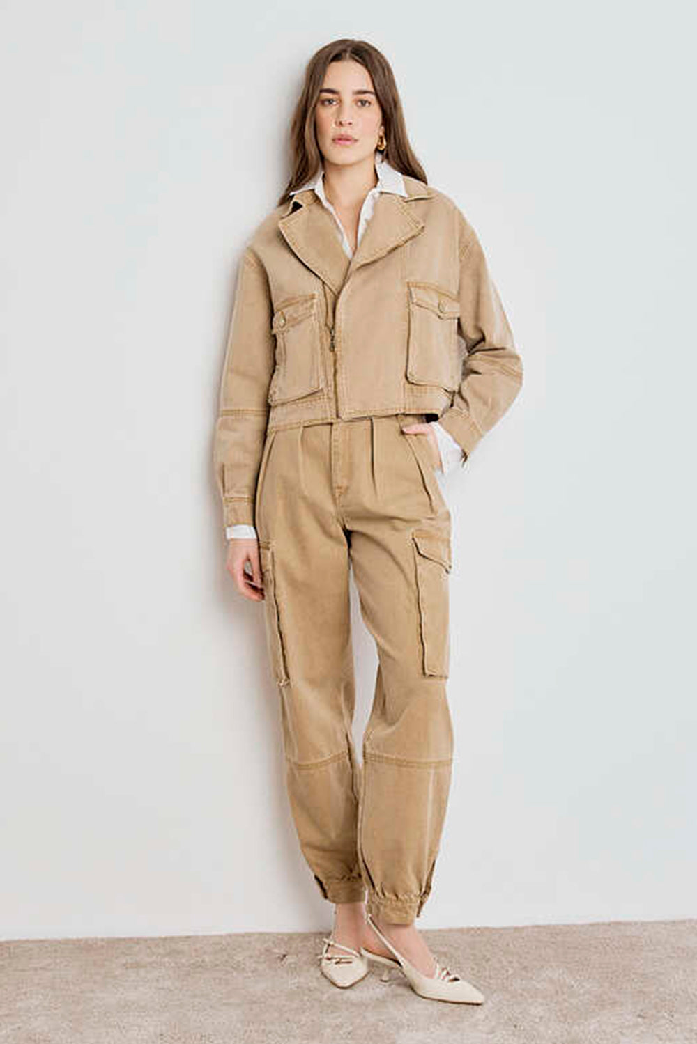 JAQUETA UTILITARIA ZIPER SARJA