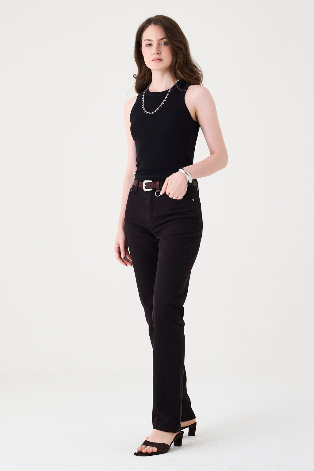 CALÇA TINA FEMININA LOW RISE SARJA PRETO