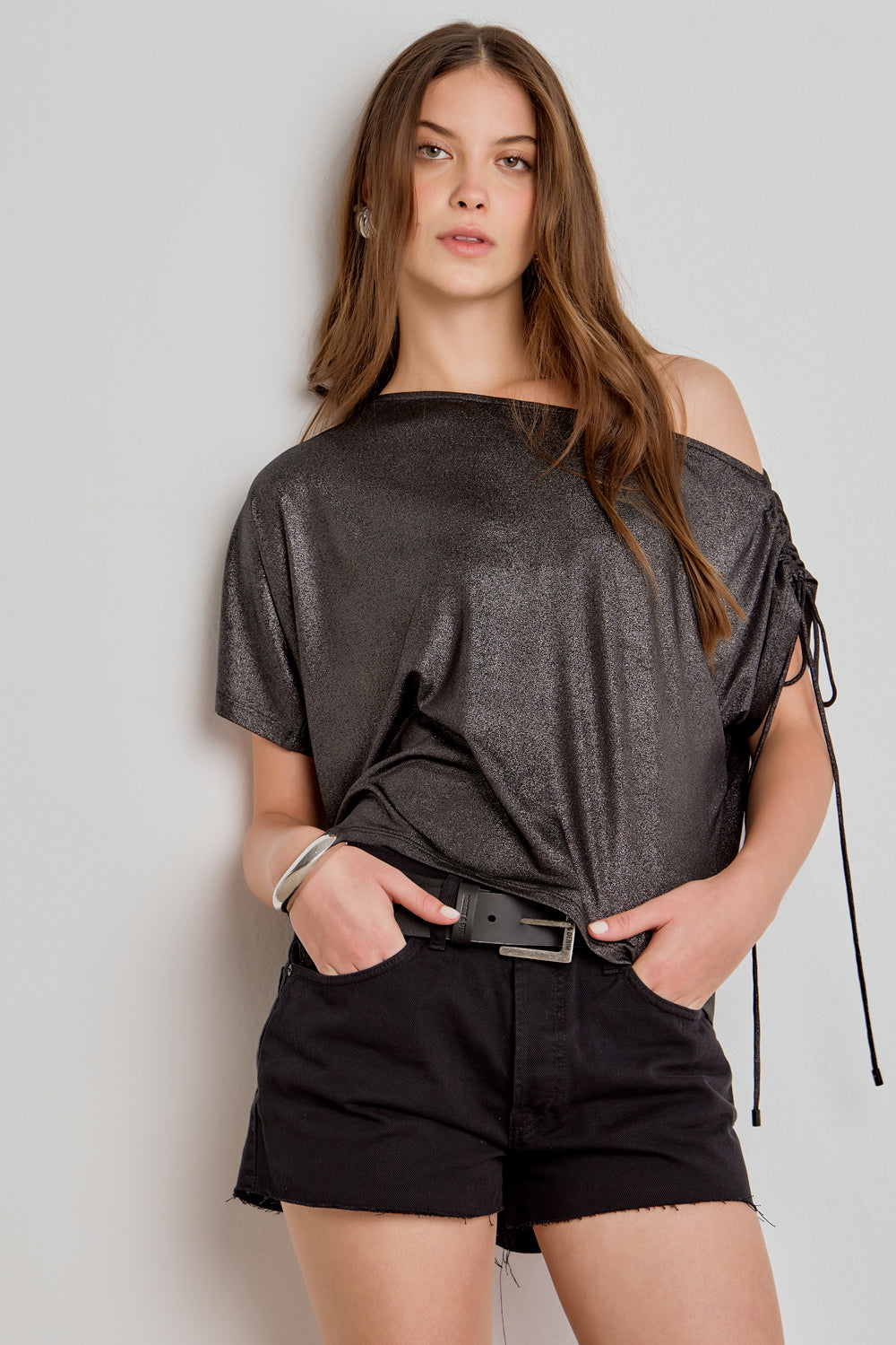 BLUSA FEMININA GLOW OMBRO CAIDO - PRETA