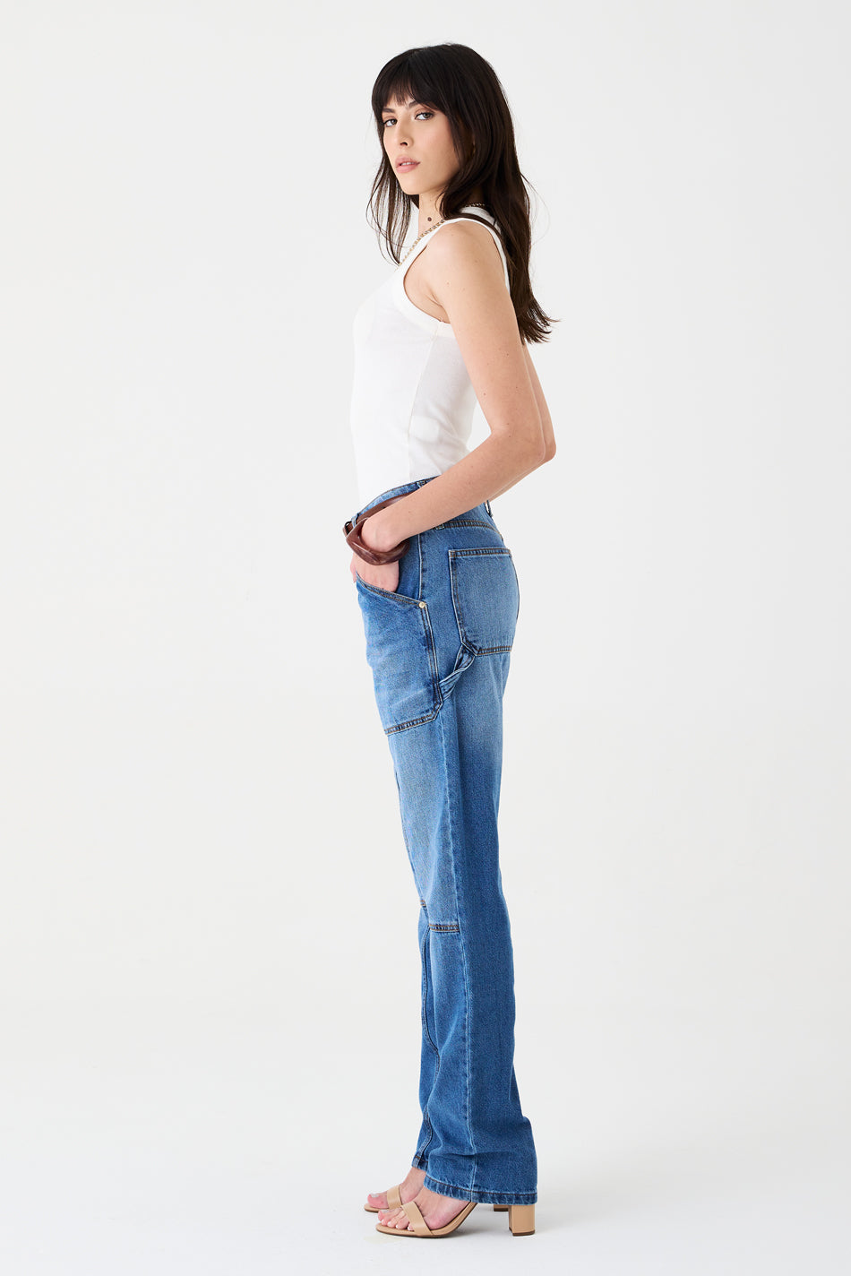 CALÇA ÍSIS FEMININA STRAIGHT RECORTES JEANS MÉDIO