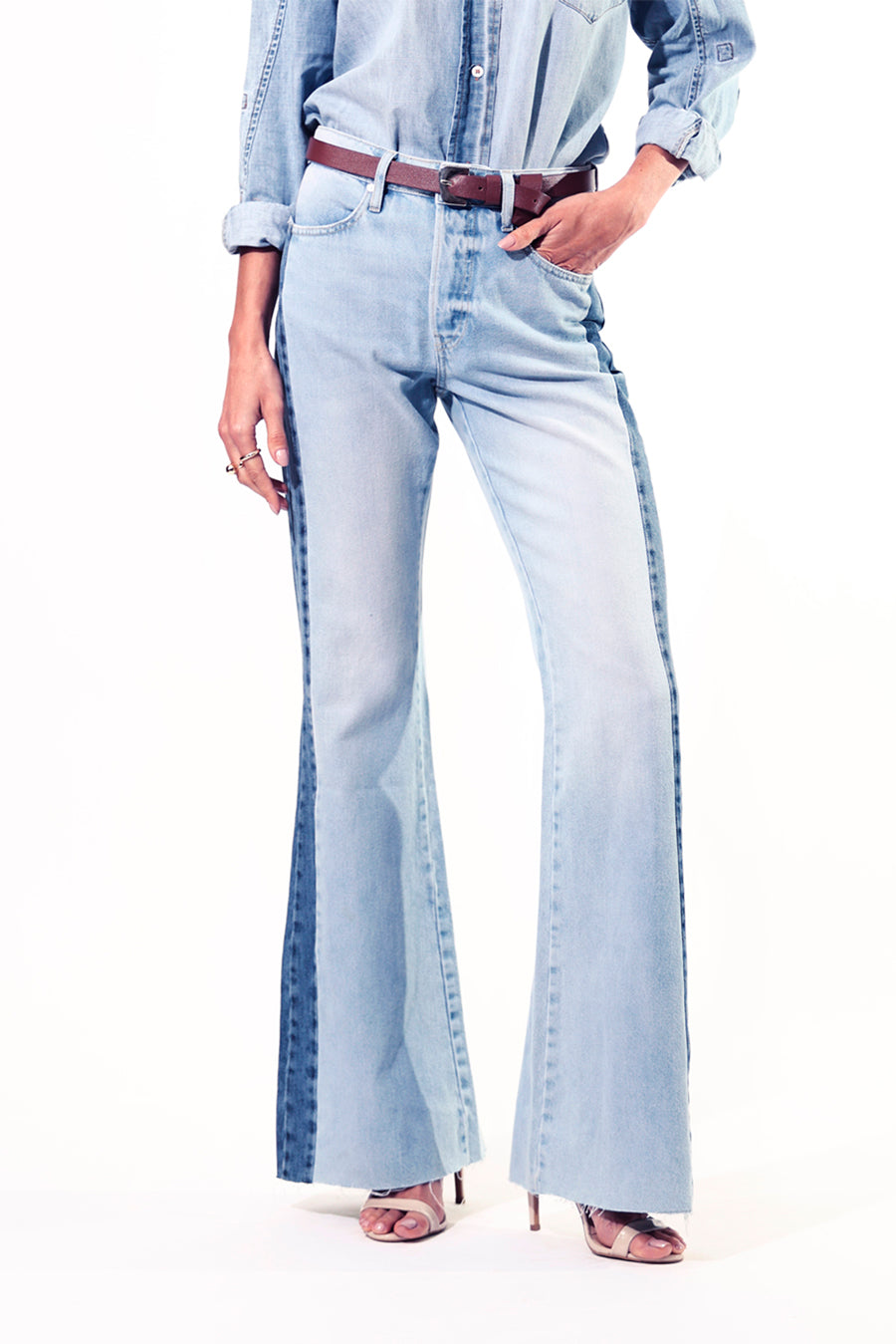CALÇA ELIS FEMININA BOOTCUT PATCH JEANS CLARO