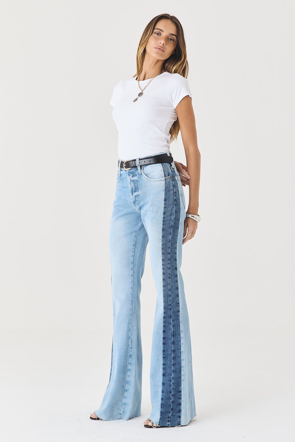 CALÇA ELIS FEMININA BOOTCUT PATCH JEANS CLARO