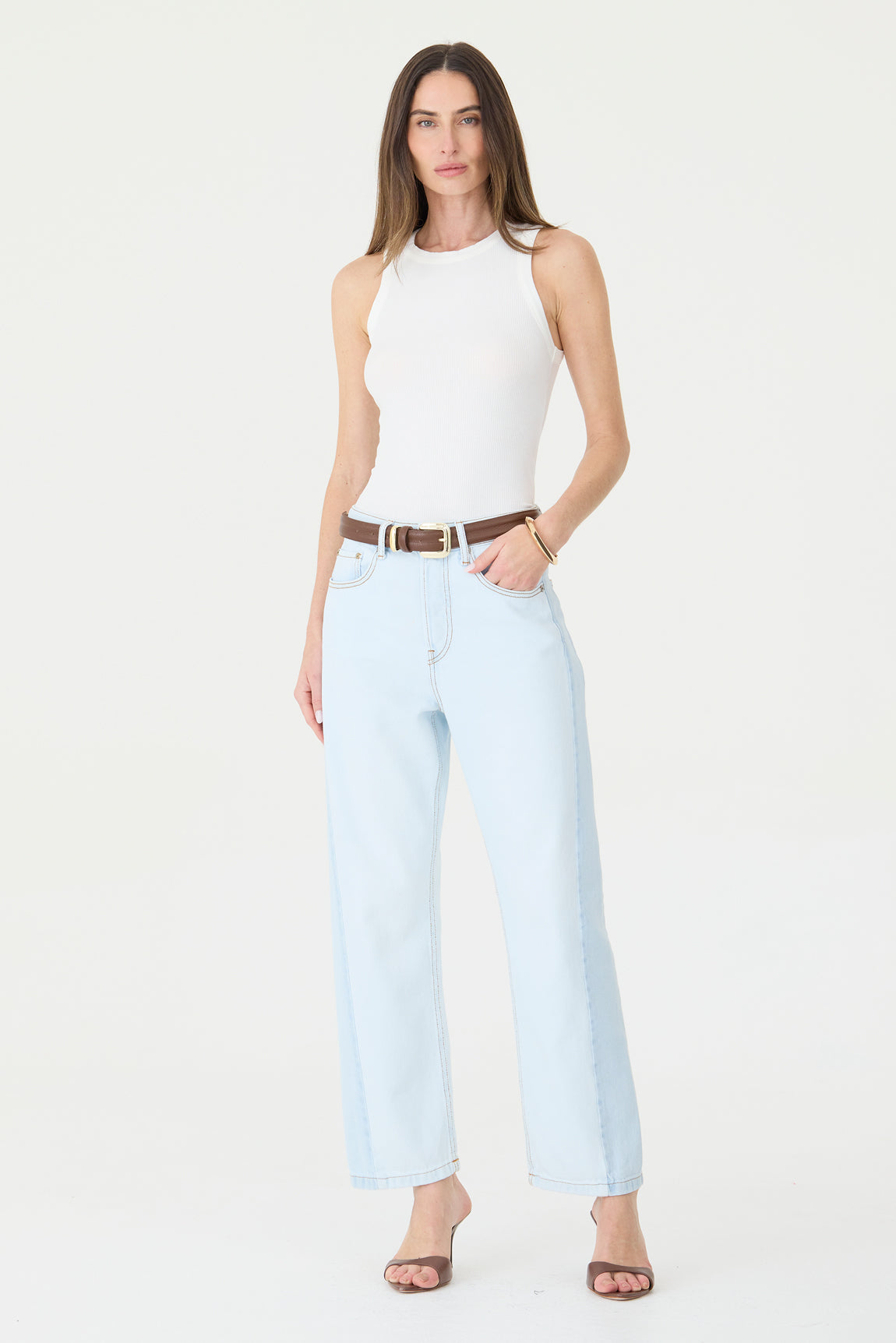 CALÇA MONICA FEMININA BARREL SLIM JEANS PATCH