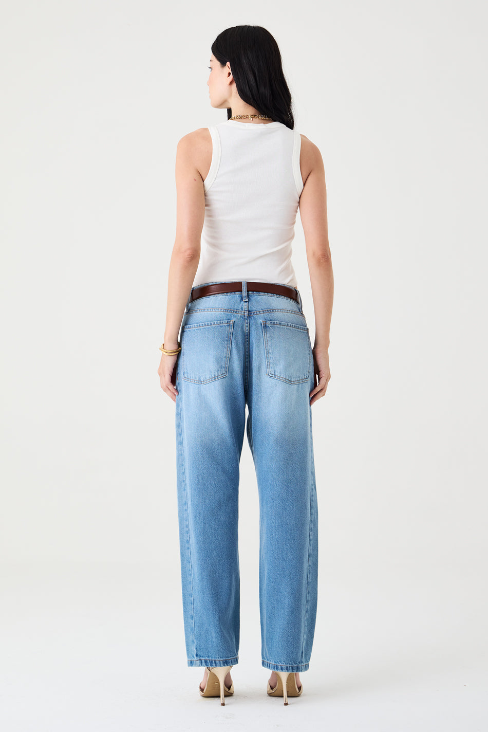 CALÇA MONICA FEMININA BARREL SLIM JEANS MÉDIO
