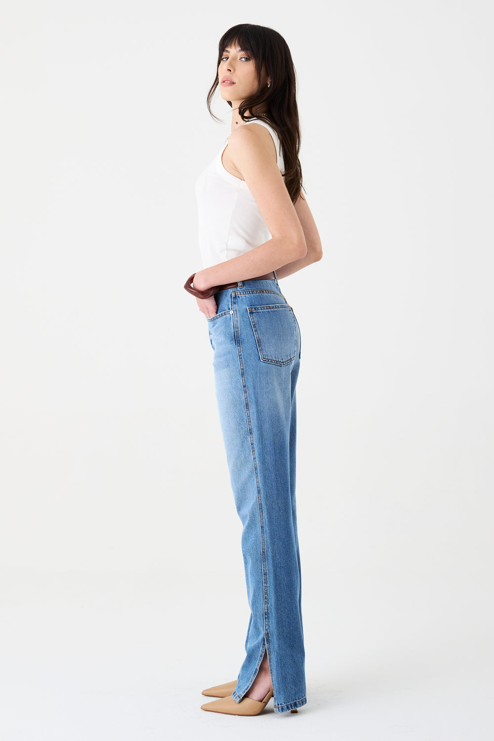 CALÇA CLAU FEMININA STRAIGHT FENDA JEANS MÉDIO