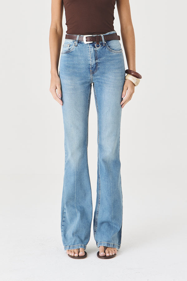 CALÇA LARISSA FEMININA BOOTCUT RISCO JEANS MÉDIO