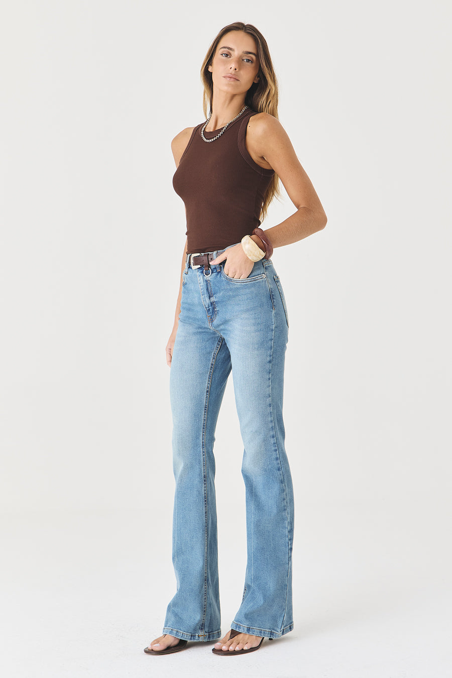 CALÇA LARISSA FEMININA BOOTCUT RISCO JEANS MÉDIO