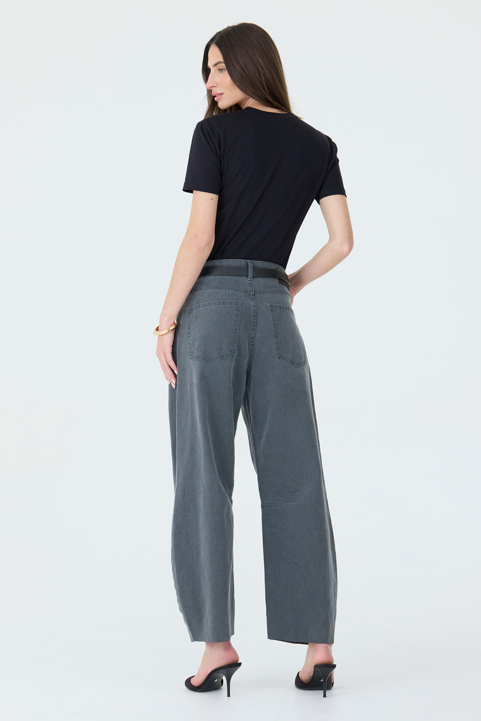 CALÇA MARIA FEMININA BARREL SARJA GRAFITE