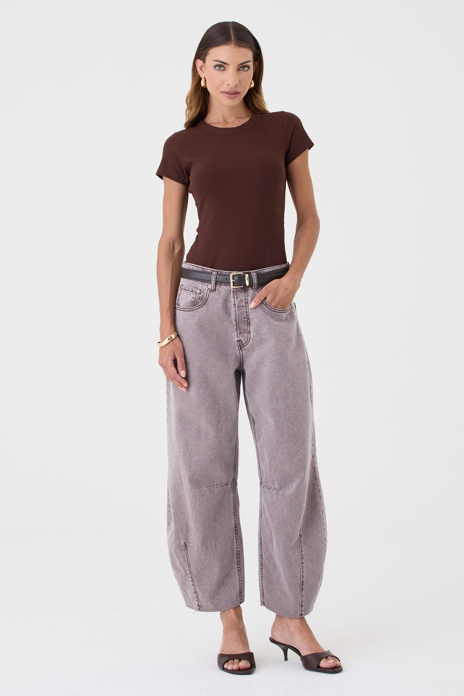 CALÇA MARIA FEMININA BARREL SARJA MARROM