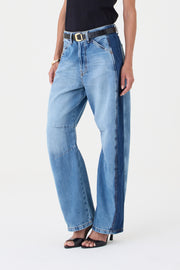 CALÇA EMILY FEMININA BARREL RECORTES E PENCE PATCH JEANS