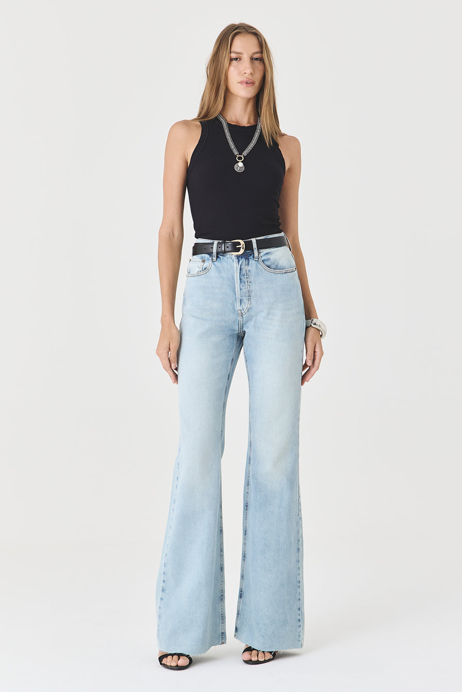 CALÇA ELIS FEMININA BOOTCUT BARRA FIO JEANS MÉDIO