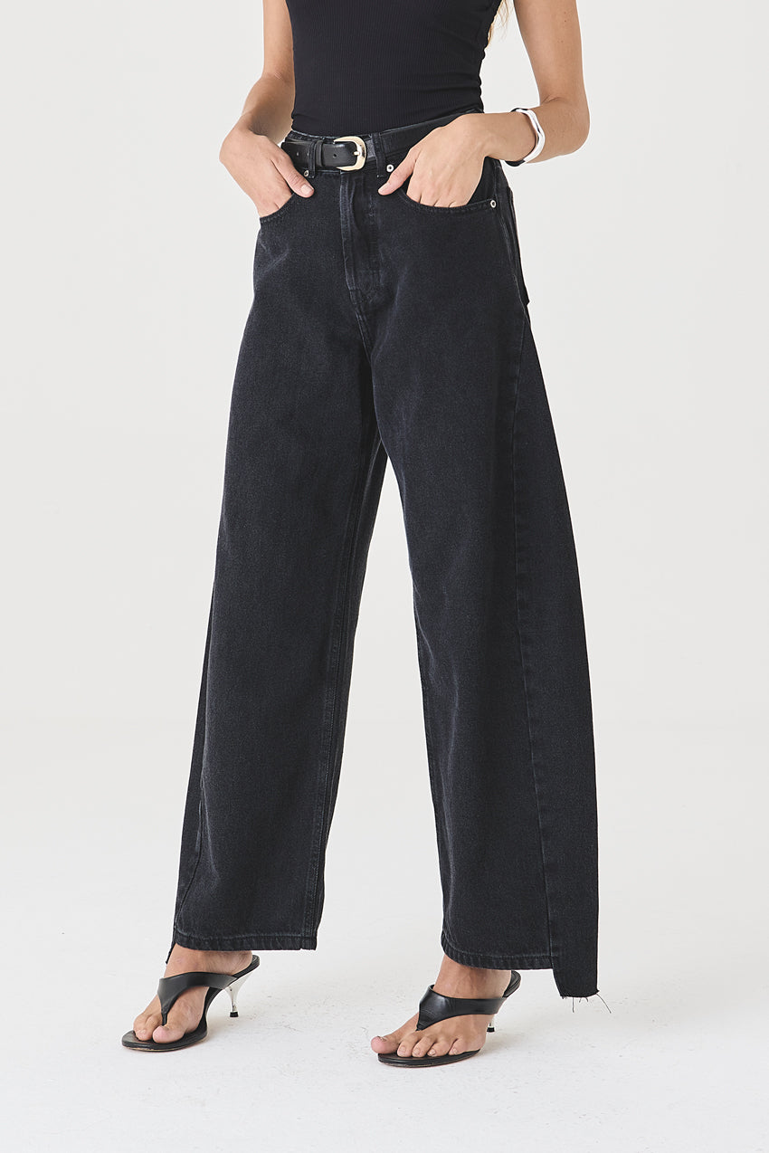 CALÇA ALINE FEMININA BARREL RECORTES JEANS BLACK