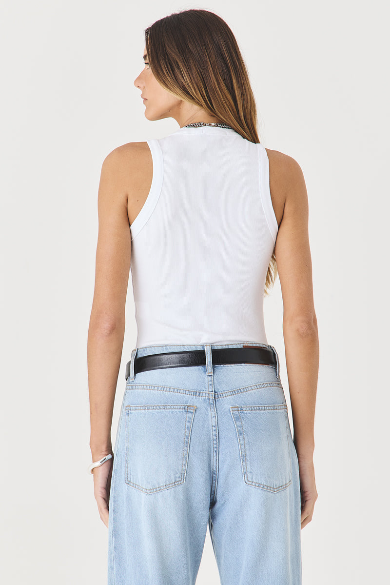 REGATA FEMININA BARRA ARREDONDADA RIBANA - BRANCO