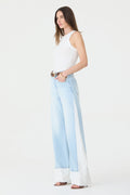 CALÇA ELIS FEMININA BOOTCUT  RECORTE LATERAL BARRA FIO JEANS CLARO