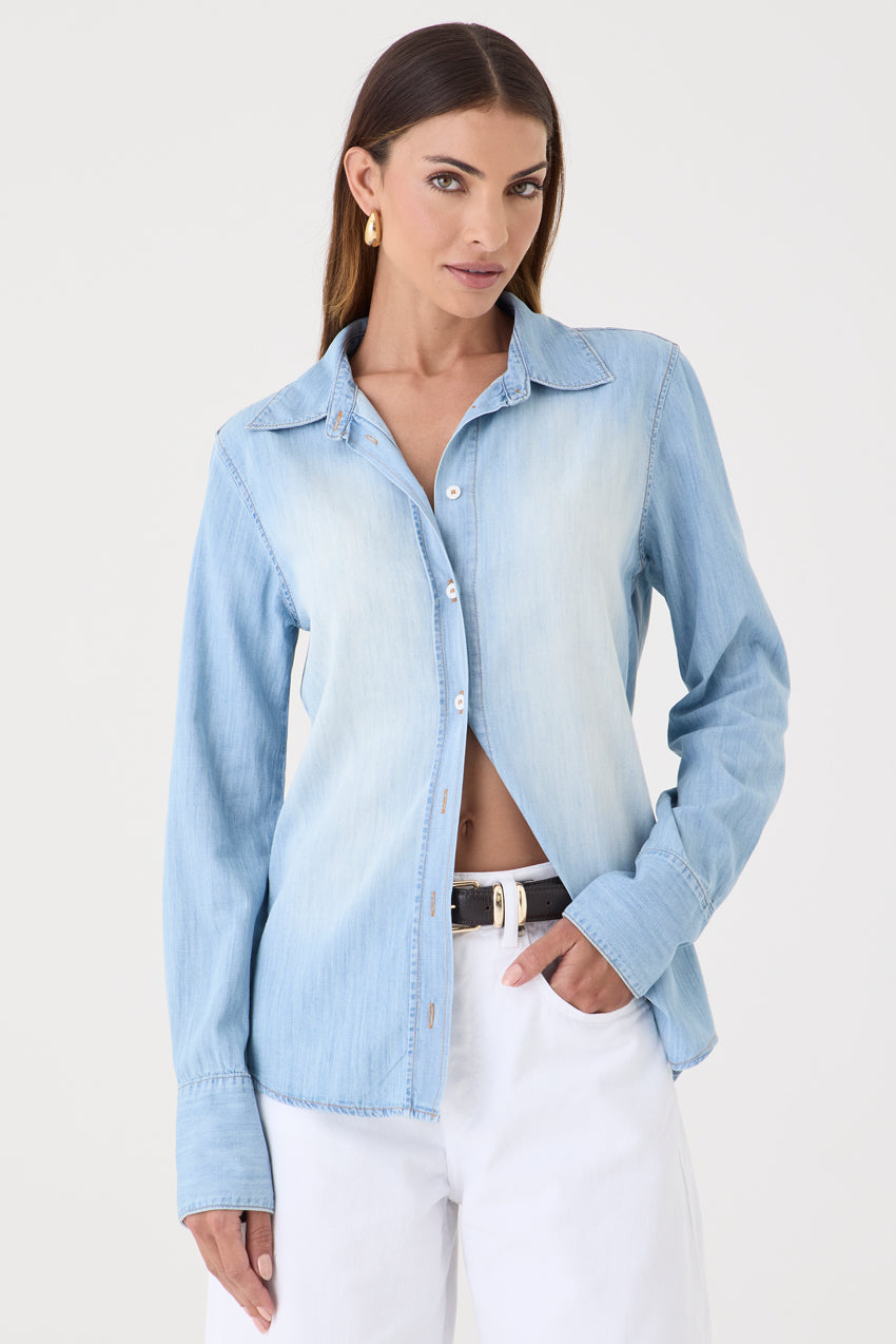 CAMISA FEMININA JEANS STONED CLARO SLIM