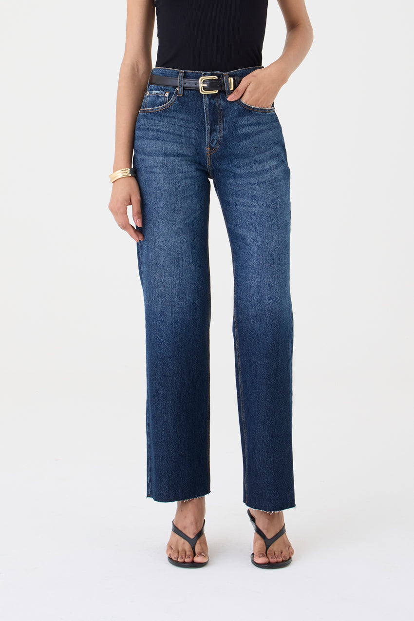 CALÇA DANI FEMININA STRAIGHT BARRA A FIO JEANS ESCURO