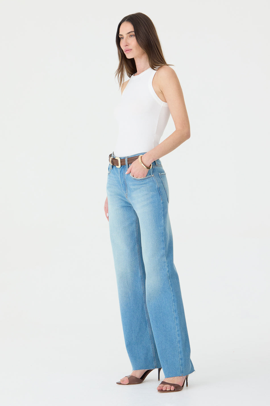 CALÇA DANI FEMININA STRAIGHT BARRA A FIO JEANS MÉDIO