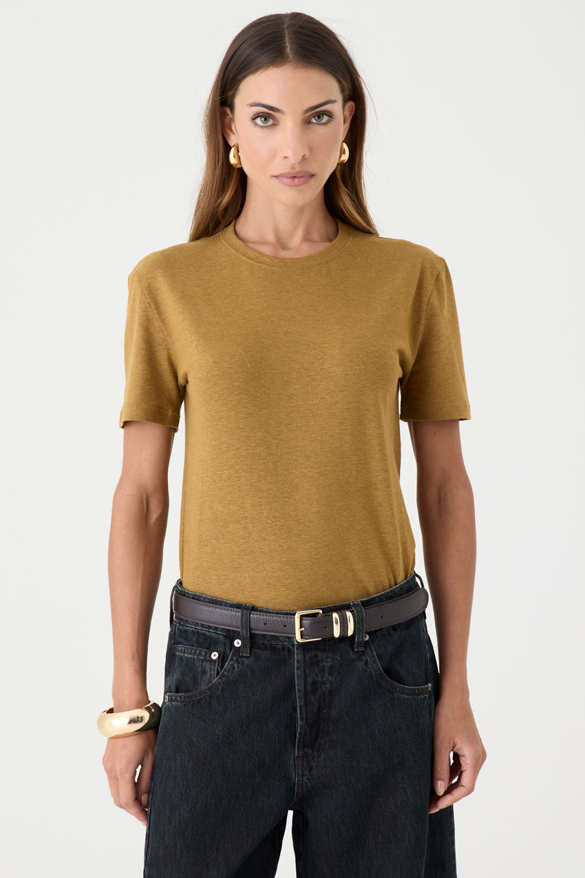 T-SHIRT FEMININA GOLA REDONDA - CARAMELO