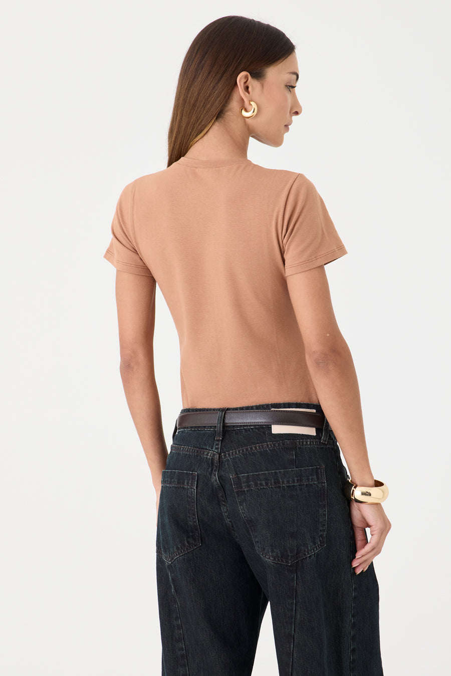 T-SHIRT FEMININA GOLA REDONDA BABY LOOK  - CARAMELO