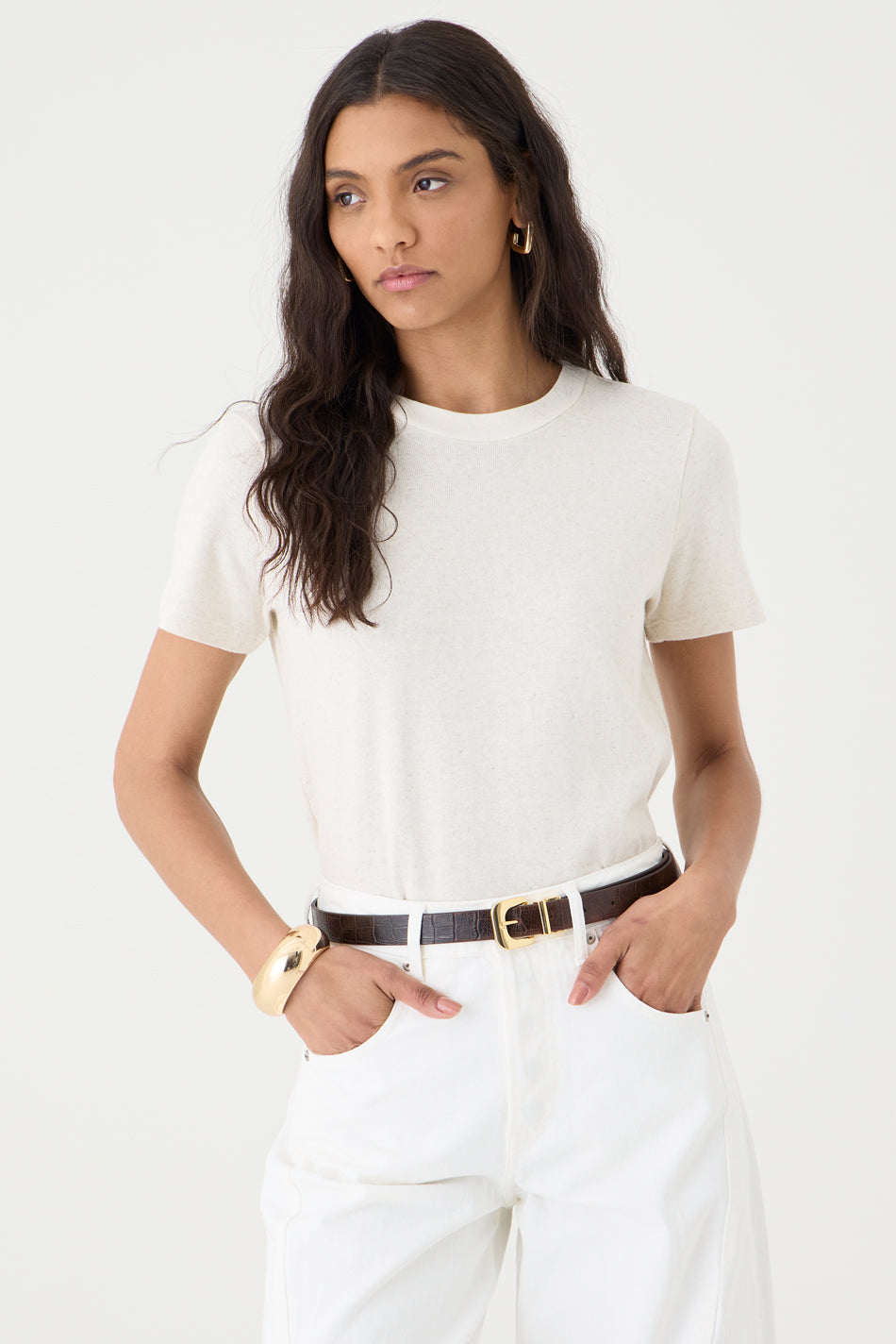 T-SHIRT FEMININA GOLA REDONDA BABY LOOK - CRU
