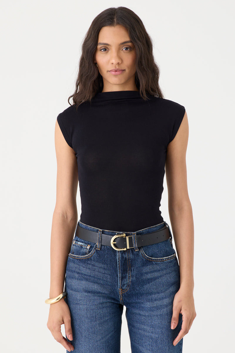 T-SHIRT GOLA ALTA TRICOT PRETO