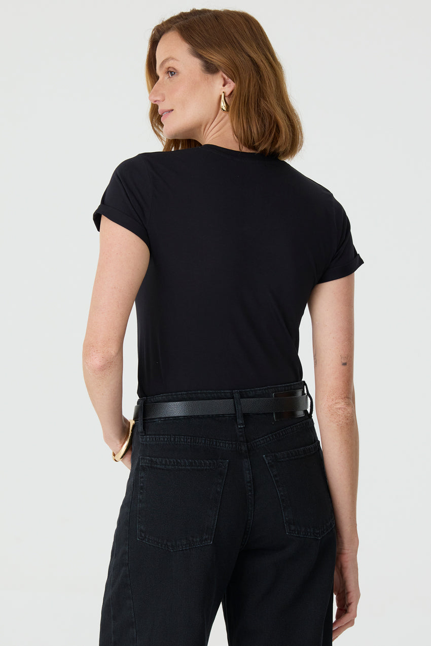 T-SHIRT GOLA REDONDA BARRA DOBRADA PIMA PRETA