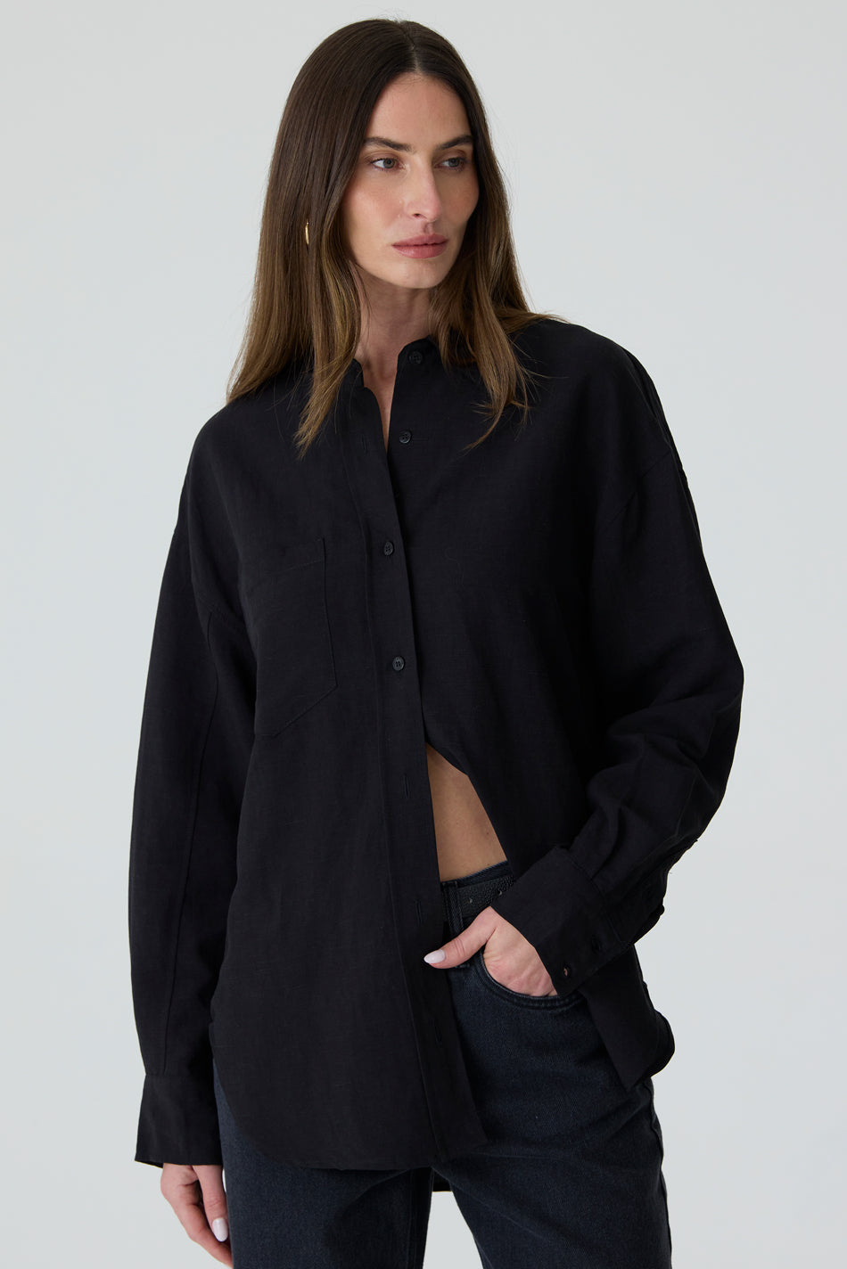 CAMISA FEMININA RELAXED LINHO AUSTRÁLIA PRETO