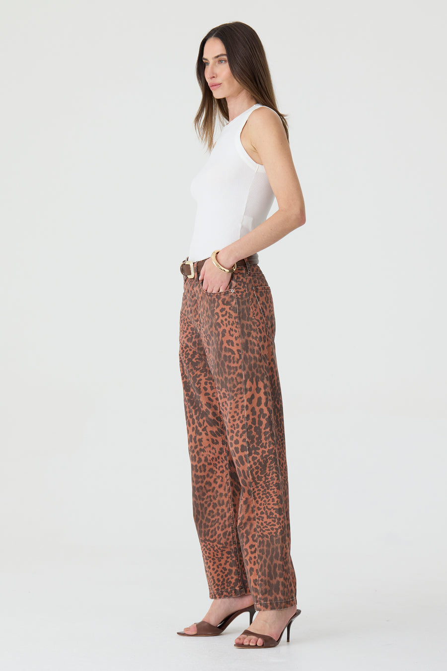 CALÇA MONICA FEMININA BARREL SLIM SARJA TRUE LEOPARD TERRACOTA