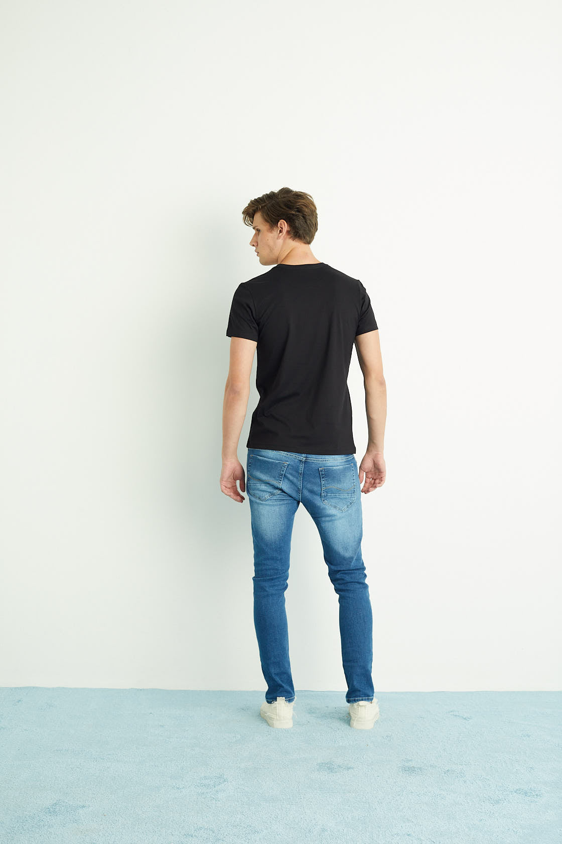 CAMISETA MASCULINA BÁSICA PIMA - PRETO