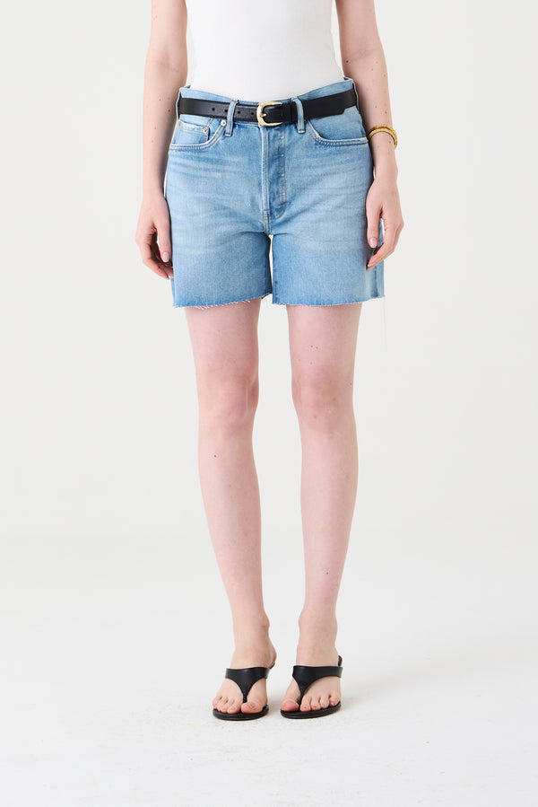 BERMUDA VALERIE FEMININA JEANS MÉDIO