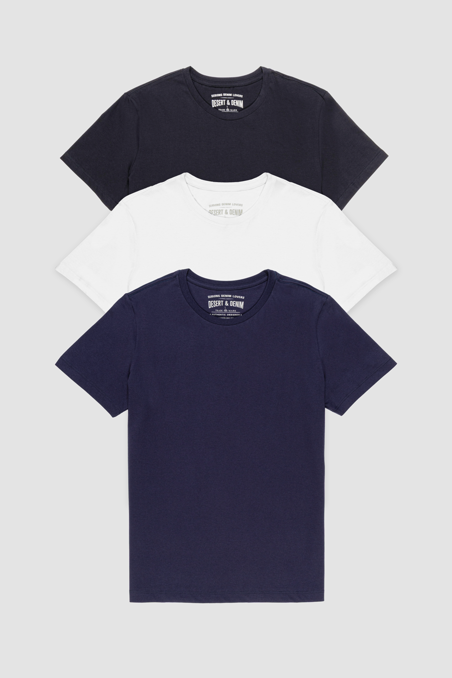 KIT 3 CAMISETAS PIMA - BRANCO/PRETO/MARINHO - M